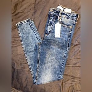 Dynamite skinny jeans